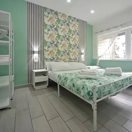 Dimora Di Antonietta Room - Near Train Station & Wi-Fi-2