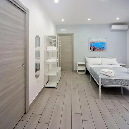 Dimora di Antonietta Room - near Train Station&Wi-Fi-2